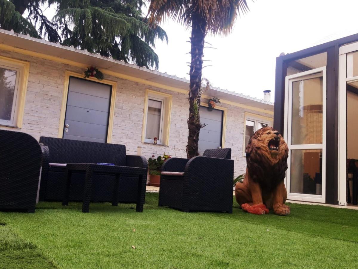 Exclusive Passion Bed & Breakfast Rho Eksteriør bilde